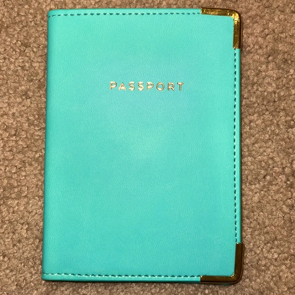NWOT Turquoise Passport Travel Wallet